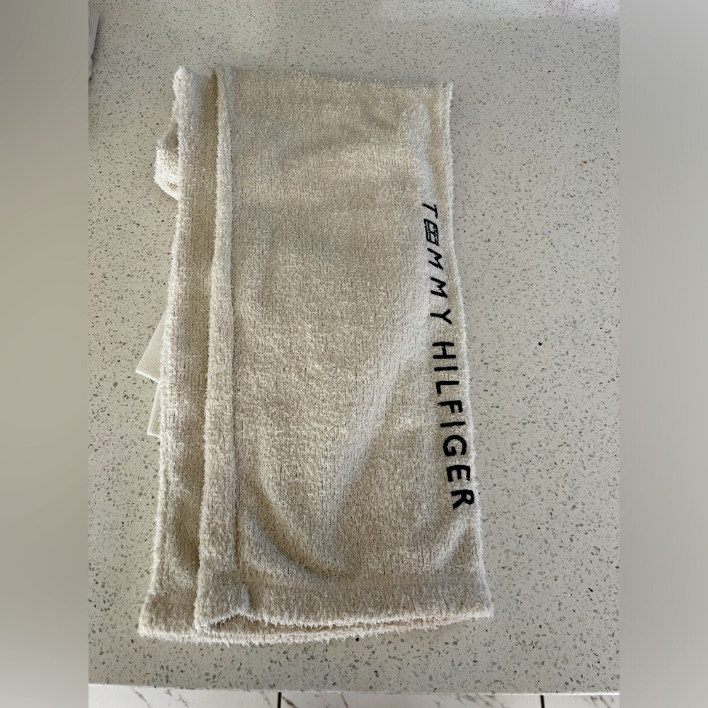 Sweatsuits - Picture 6 of 10
